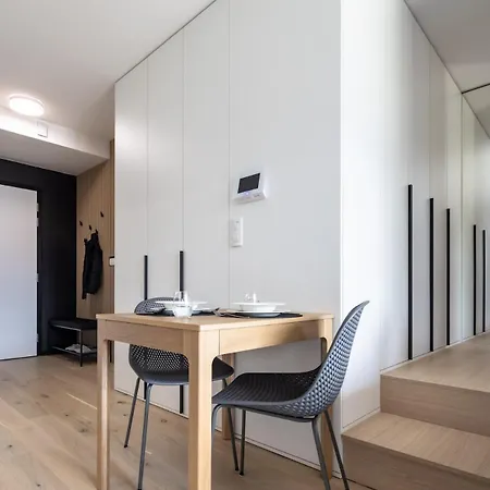 Zwirnovka-brand New With Free Parking