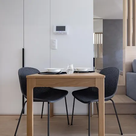 Lägenhet Zwirnovka-brand New With Free Parking